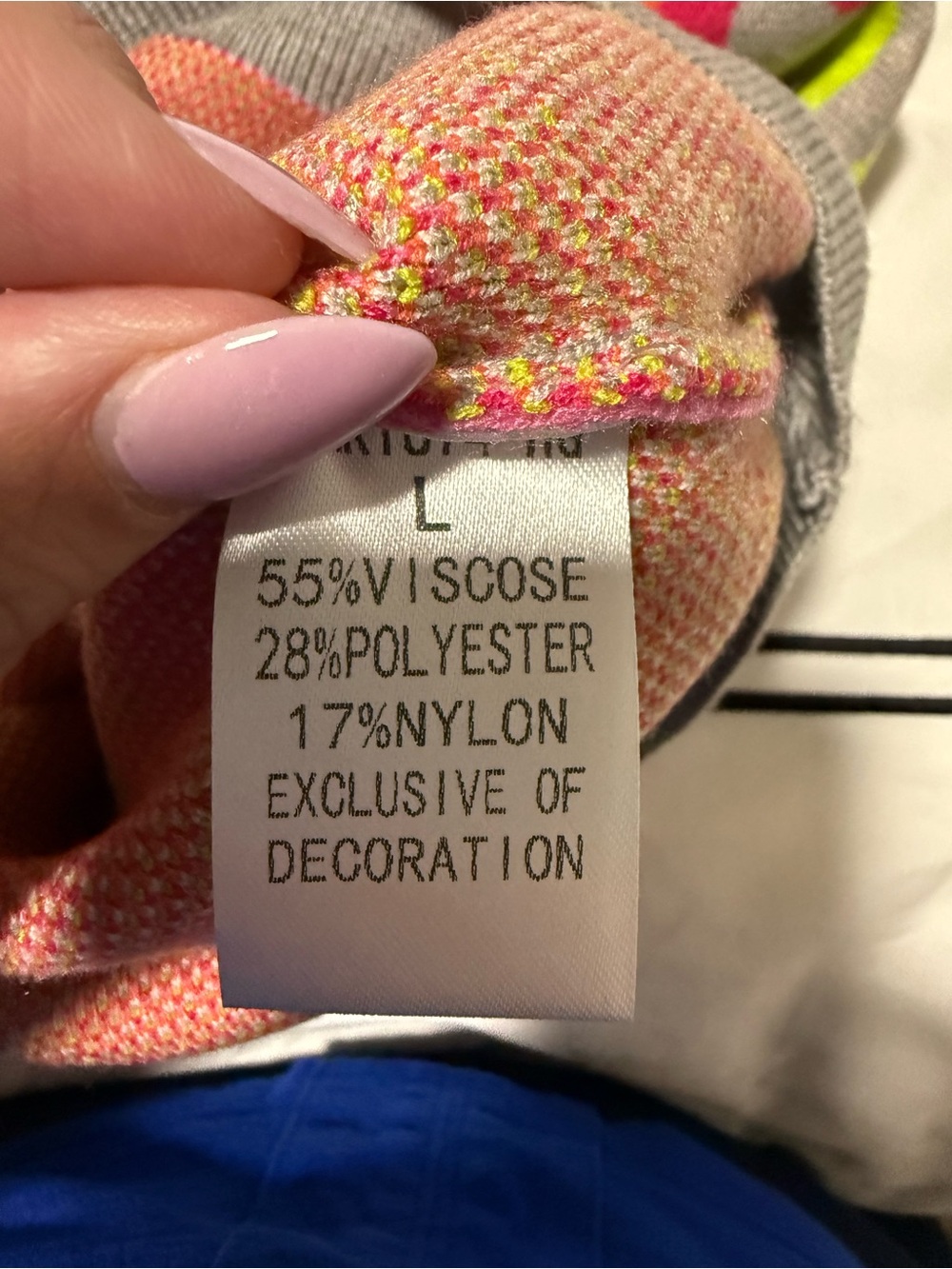 NWT, THML, Gray Crewneck Sweater with Pink, Orange & White Floral Print. Size L - Picture 4 of 4
